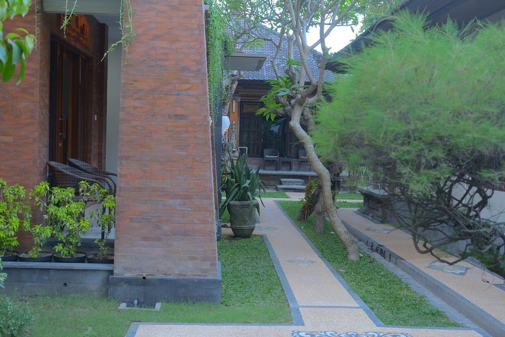 Tirta Ening Agung Hotel Sanur Екстериор снимка